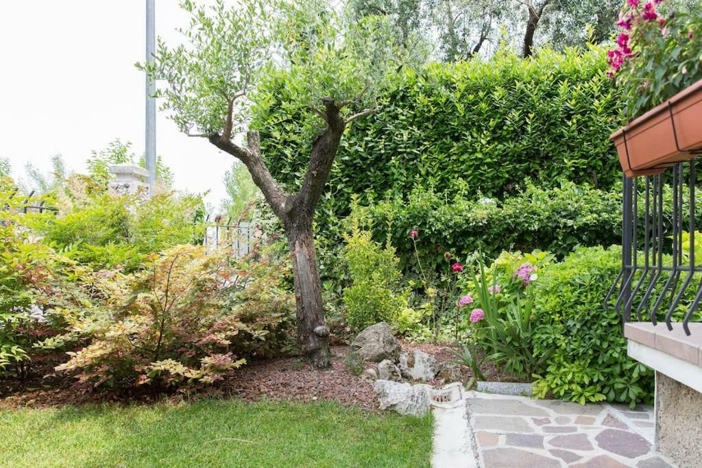 Celeste'S House Villa Rivoltella del Garda Eksteriør bilde